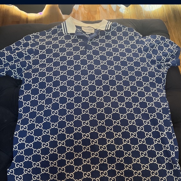 Authentic men’s Gucci shirt - Picture 1 of 3